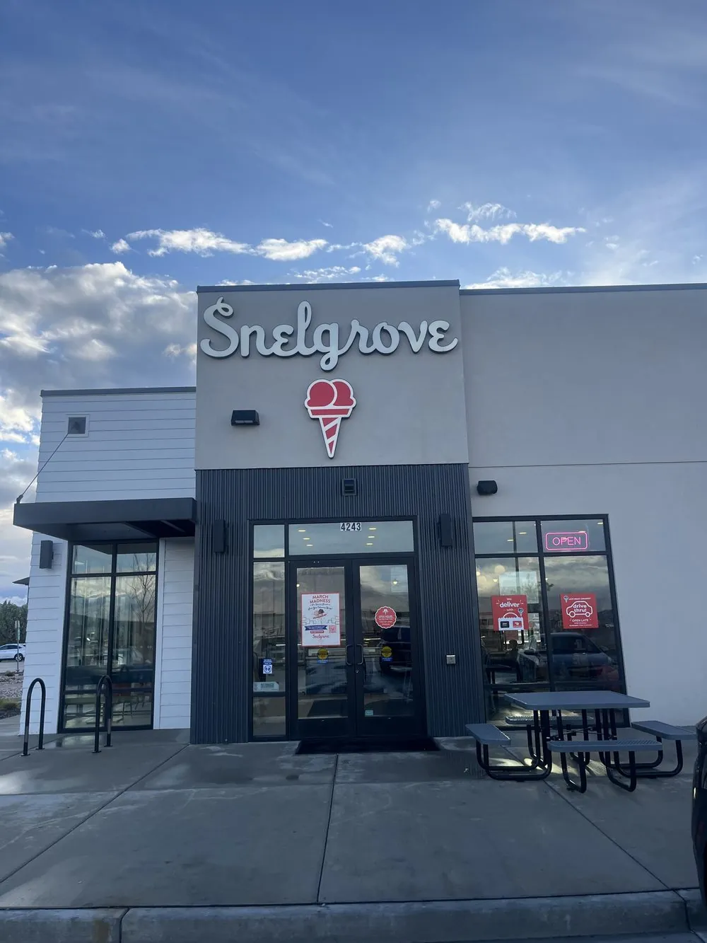 Snelgrove Lehi storefront
